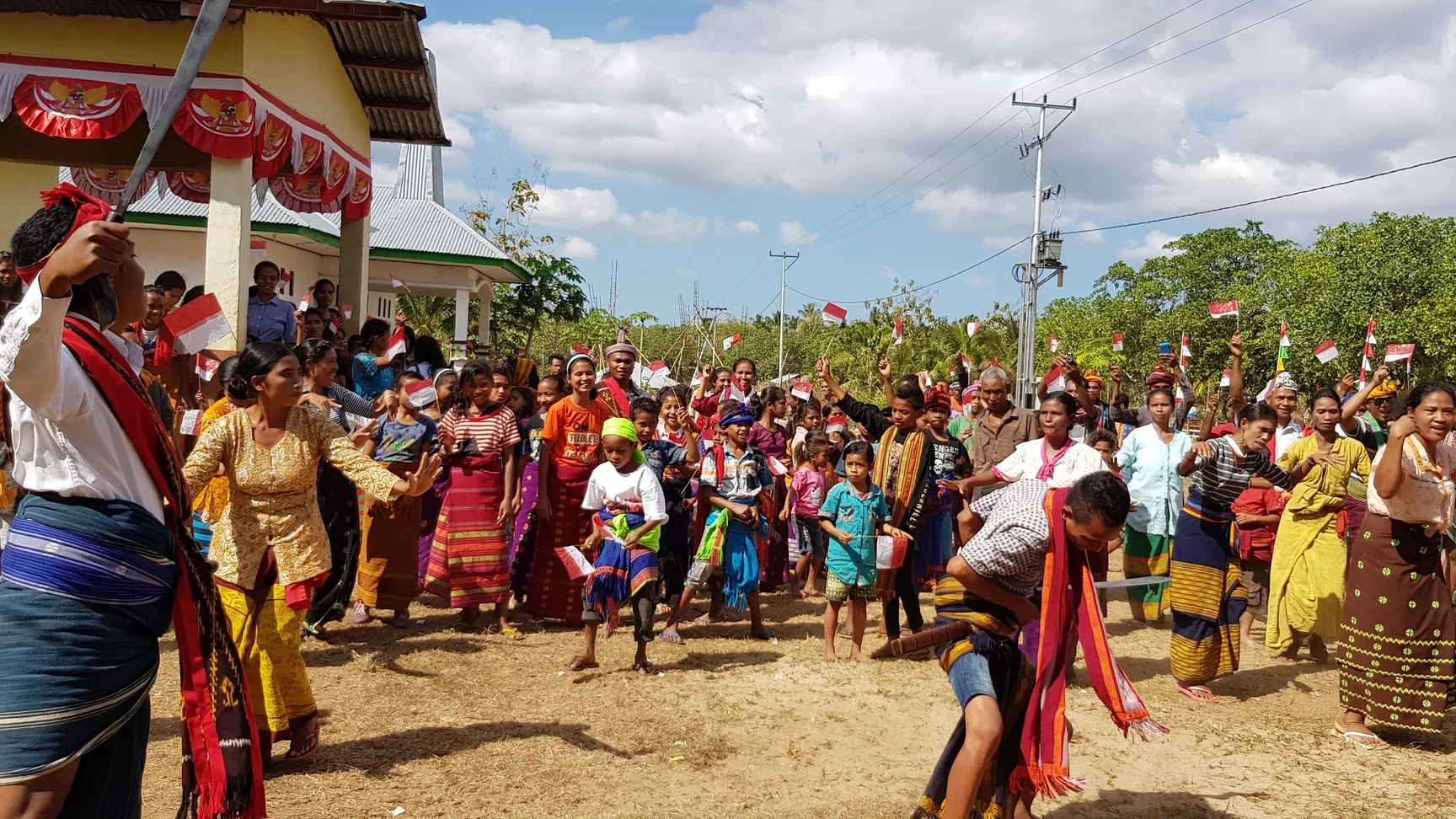Kegiatan bersama komunitas di Sumba